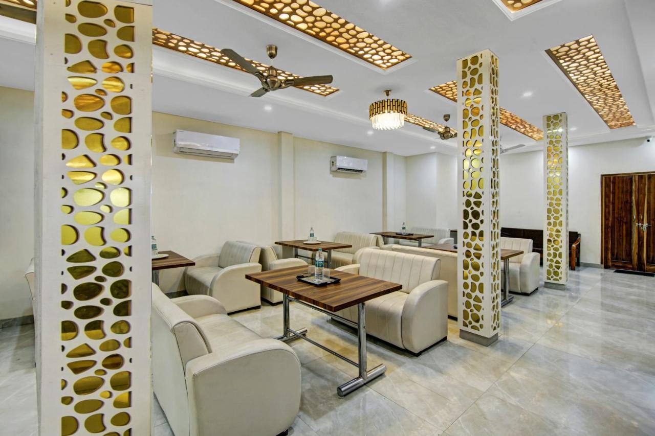 Treebo Royal Salute, Zirakpur Hotel Екстериор снимка